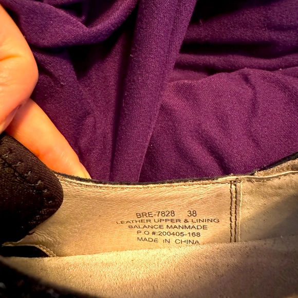 NEW Algeria size 8-8.5 woman’s professional shoes. Style & Color Brenna, Wilder - Picture 10 of 11